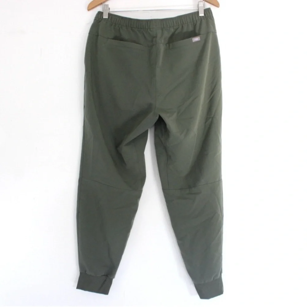 Figs Men's Tansen Jogger Scrub Pants in Moss